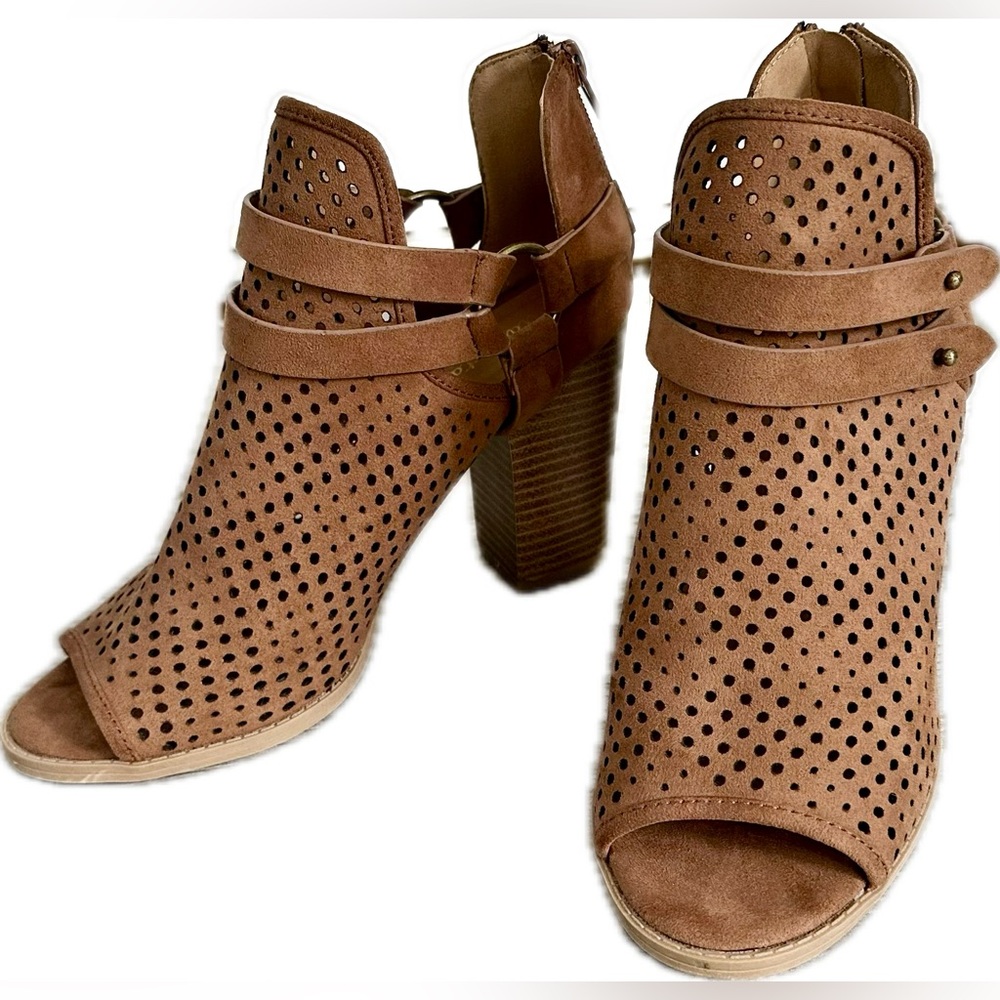 Altar'd State "Cade" Tan Open Toe Booties